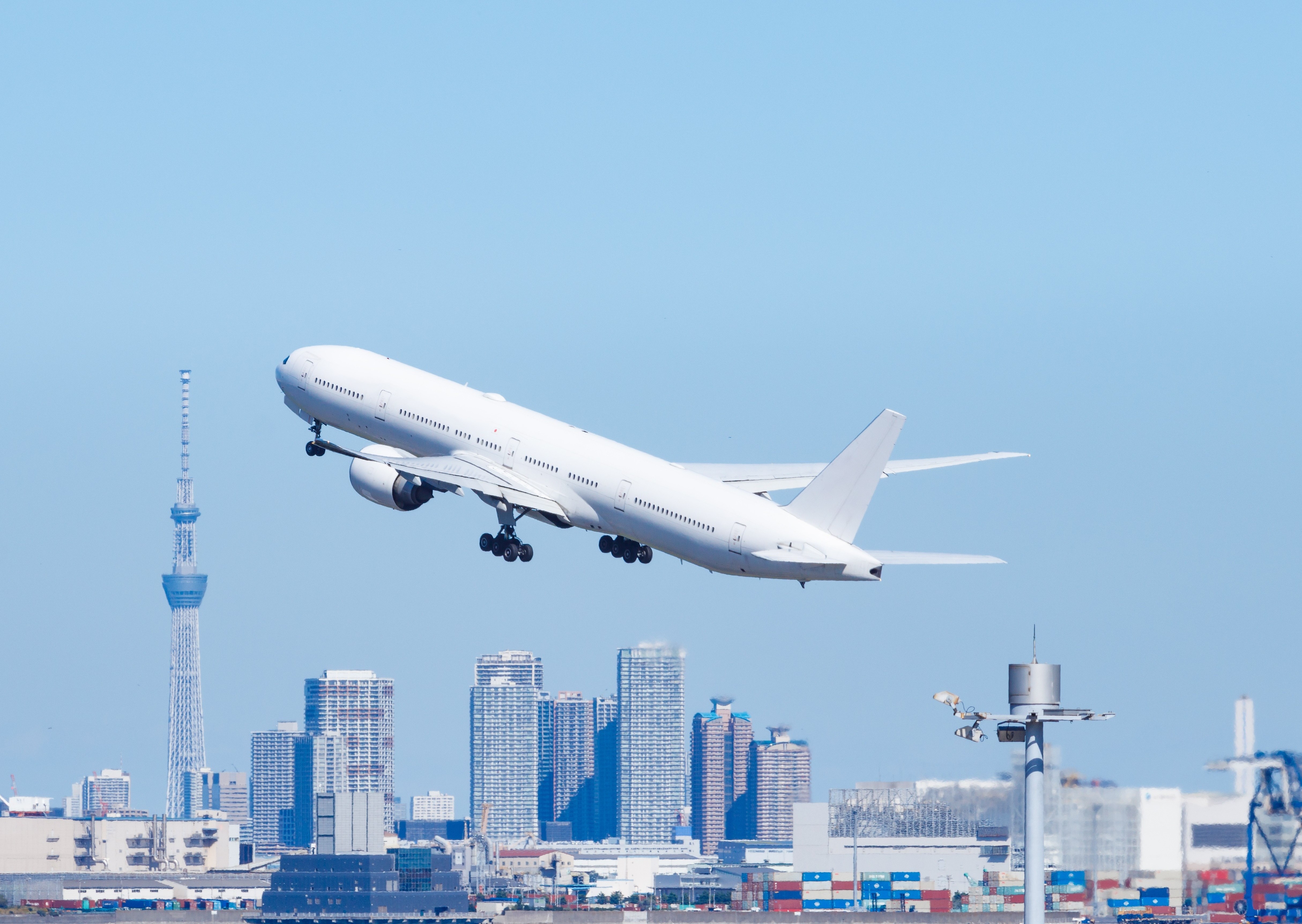羽田空港も近くて便利